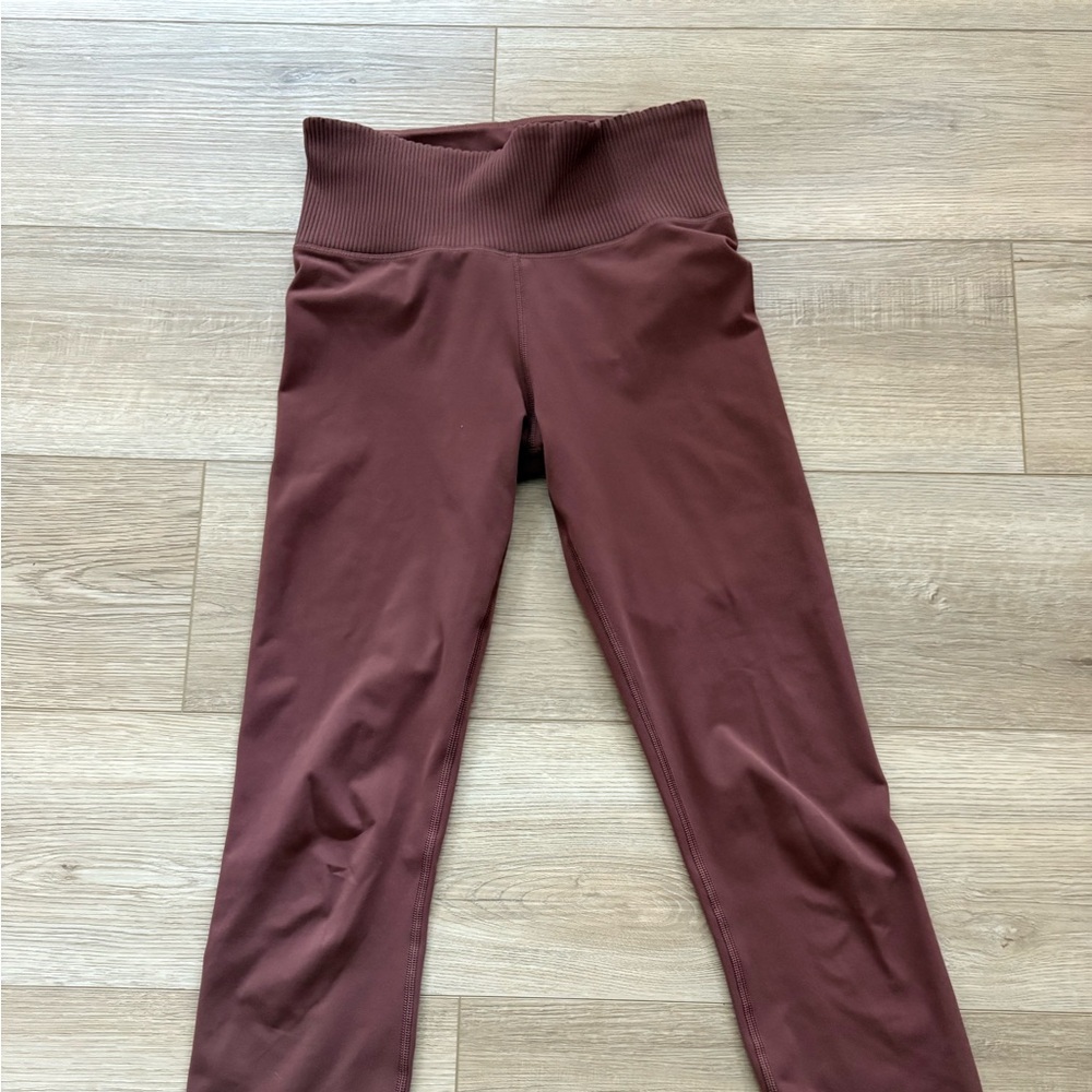 vuori rib studio  leggings small